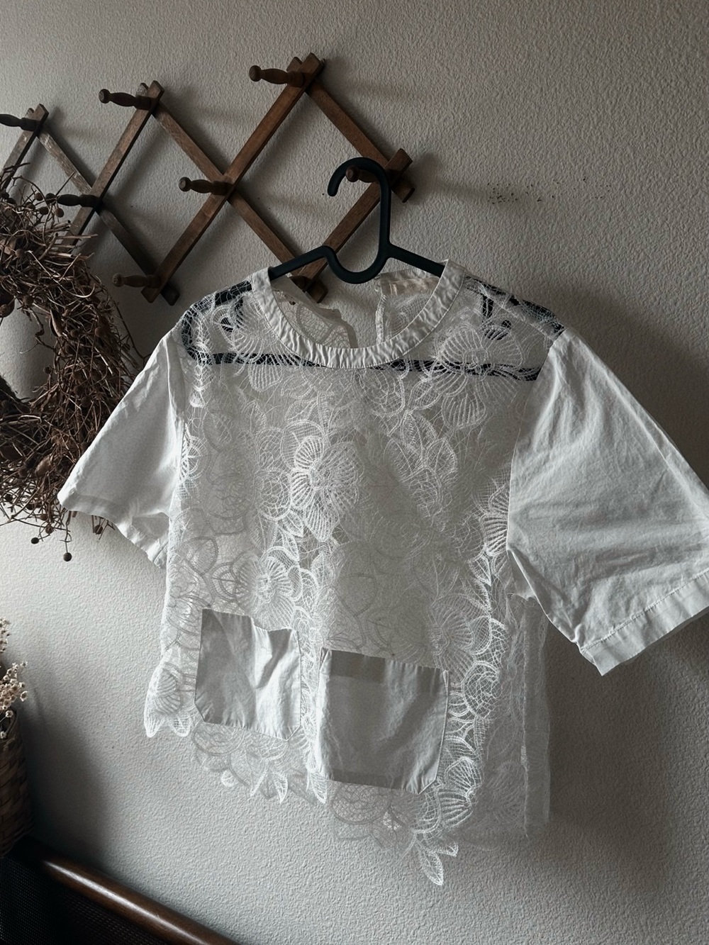 White Lace-Overlay woman’s  Top by